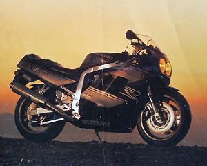 昔のバイク GSX-R750